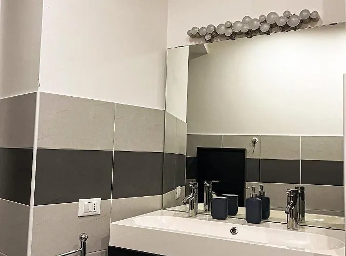 San Pietro Apartmant דירה *